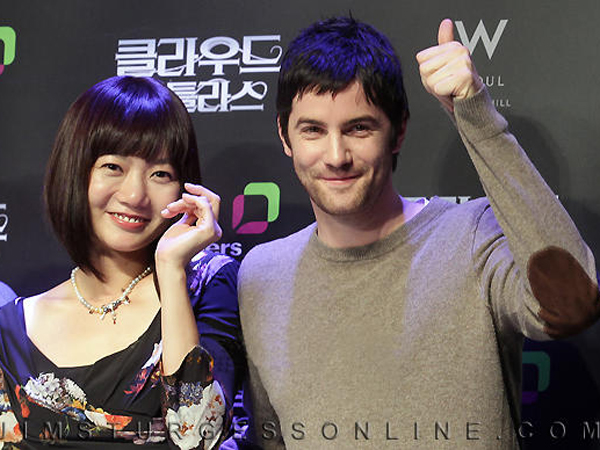 Aktris Korea Bae Doo Na Akui Hubungan Asmaranya dengan Aktor Inggris Jim Sturgess